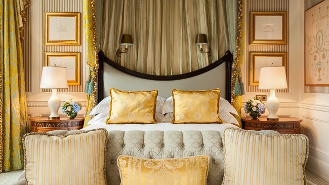 Four Season Hotels luxury beds